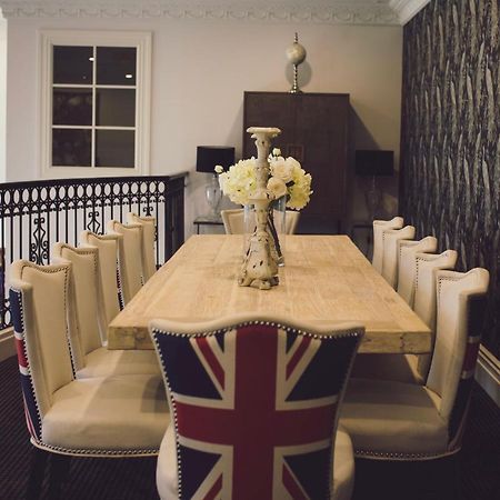 Henley Hotel Cambridge Bagian luar foto