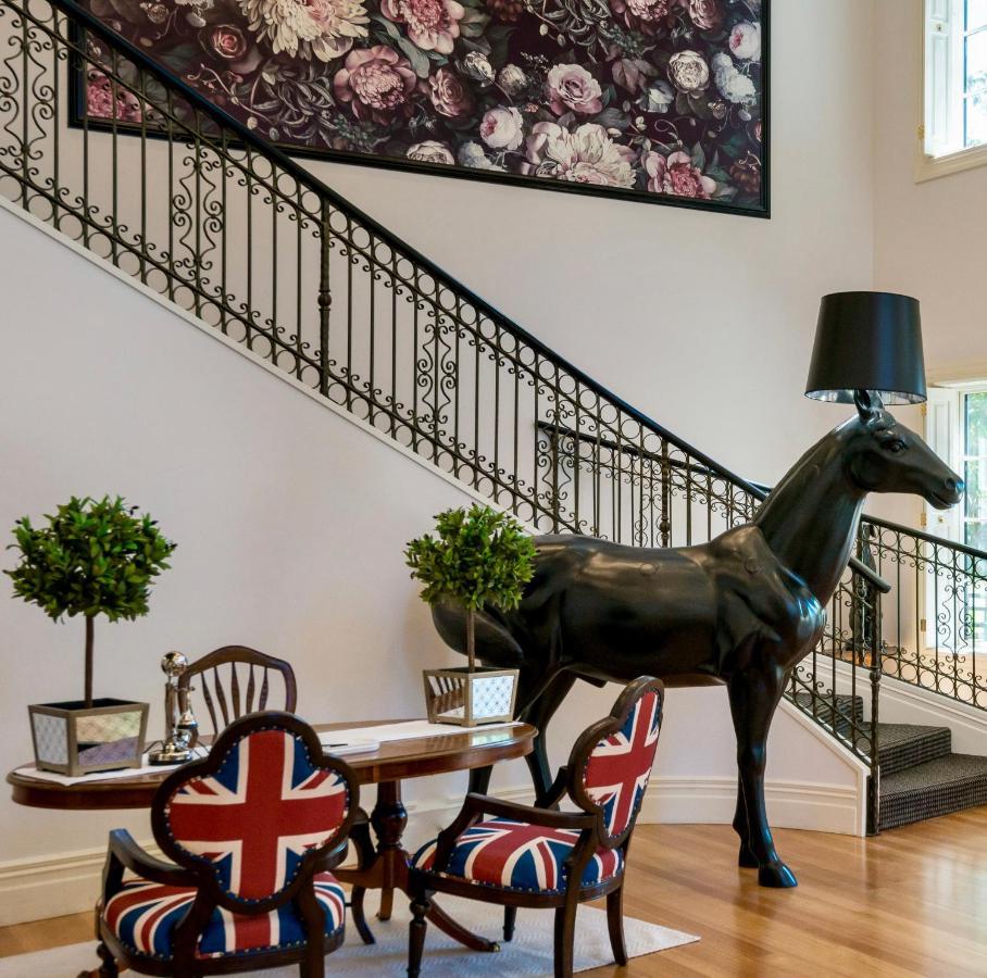 Henley Hotel Cambridge Bagian luar foto
