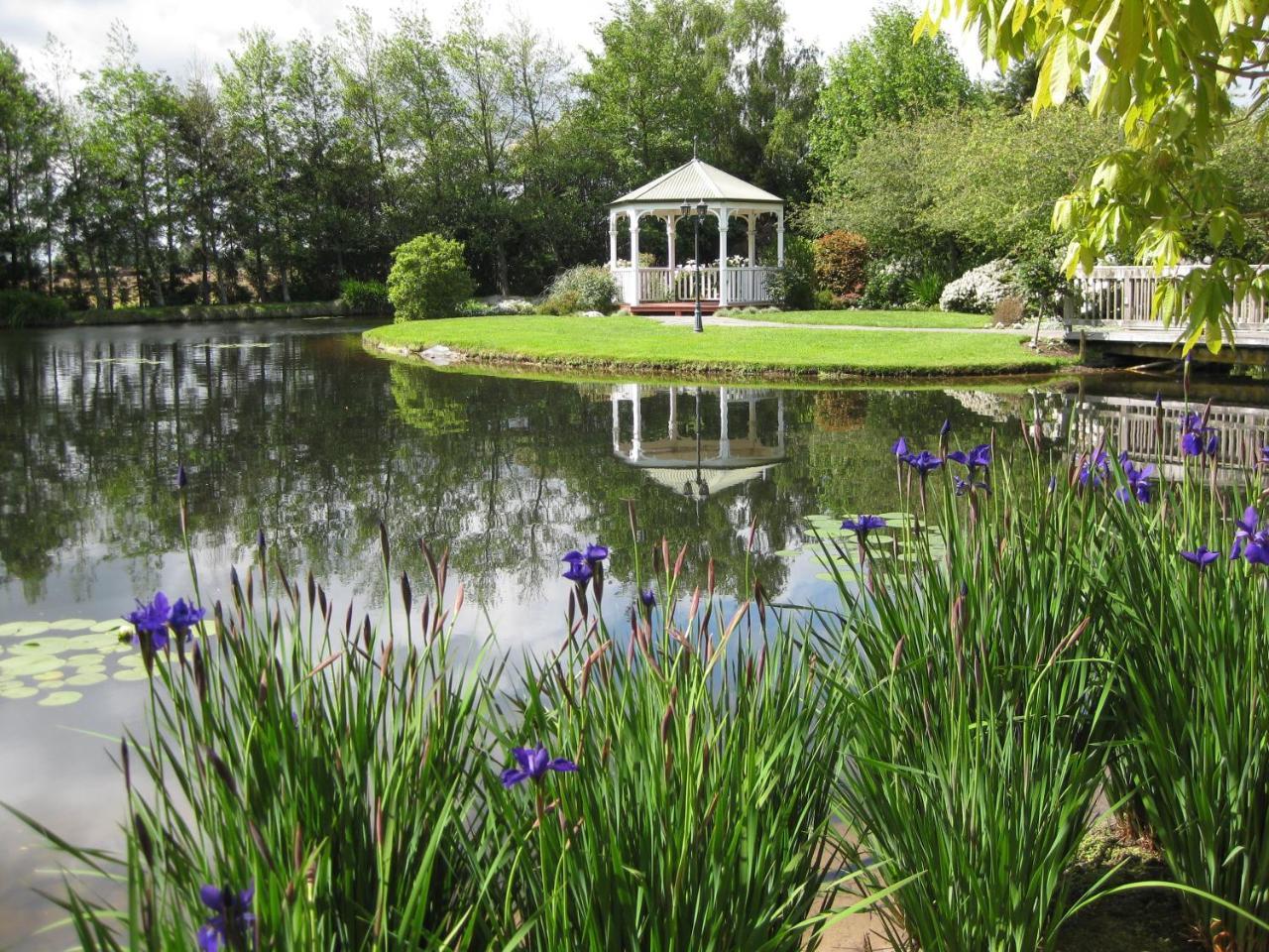 Henley Hotel Cambridge Bagian luar foto