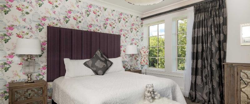Henley Hotel Cambridge Bagian luar foto