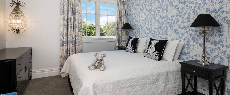 Henley Hotel Cambridge Bagian luar foto