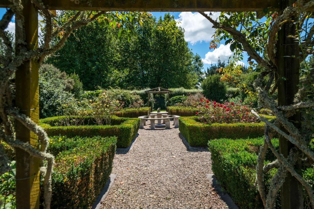 Henley Hotel Cambridge Bagian luar foto